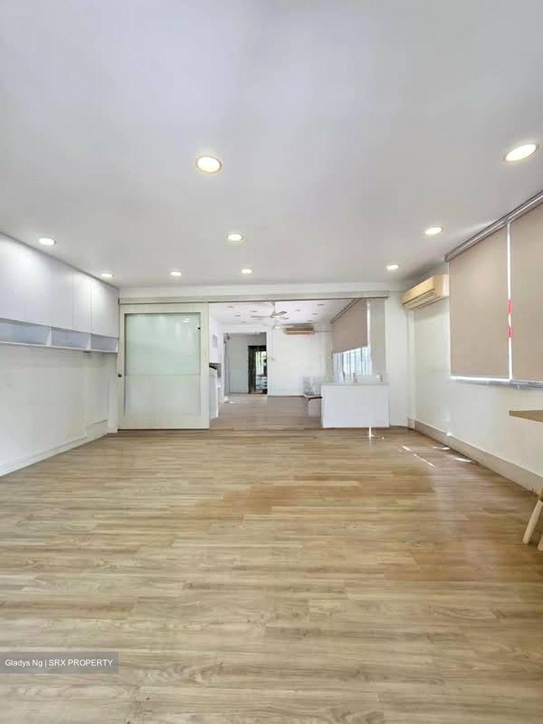 Sims Avenue East (D14), Semi-Detached #578657111